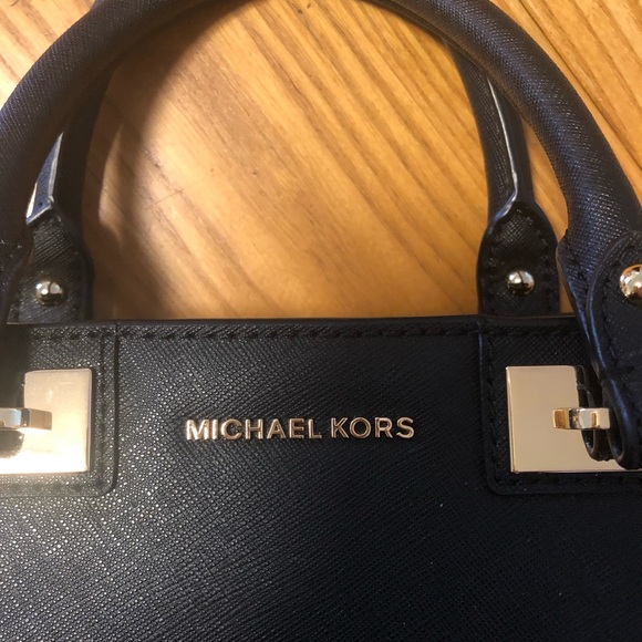 Michael Kors Handbag - Picture 2 of 9